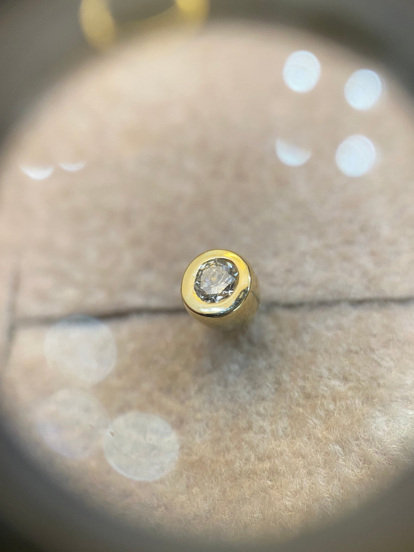 Sárga arany gyémánt fülbevaló