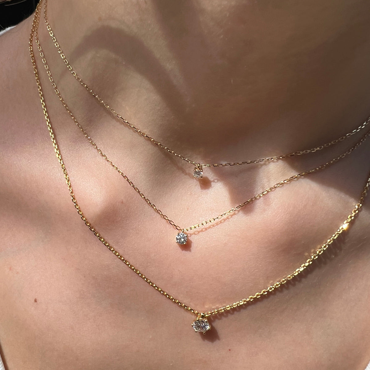 Sárga 18 kt arany 0,15 ct 4 karmos gyémánt nyaklánc
