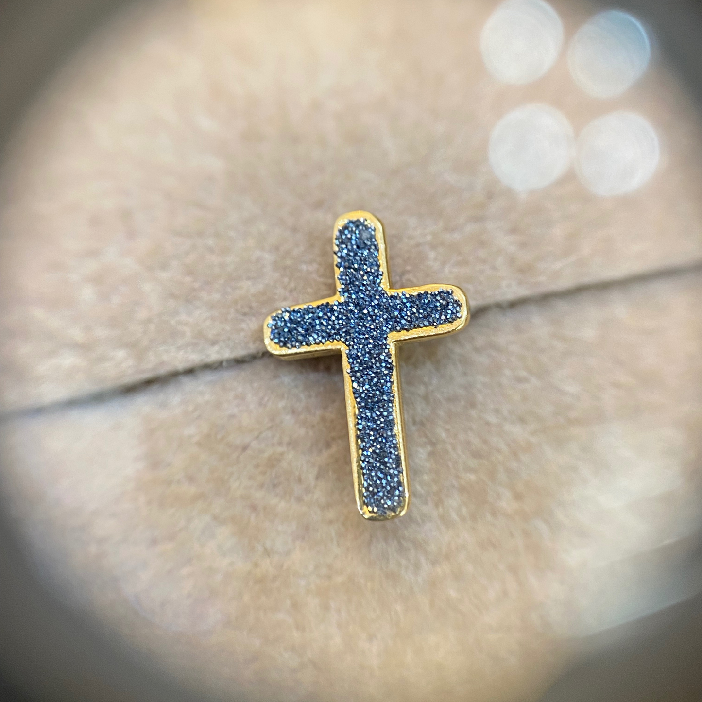 CHROME KERESZT FÜLBEVALÓ 18KT