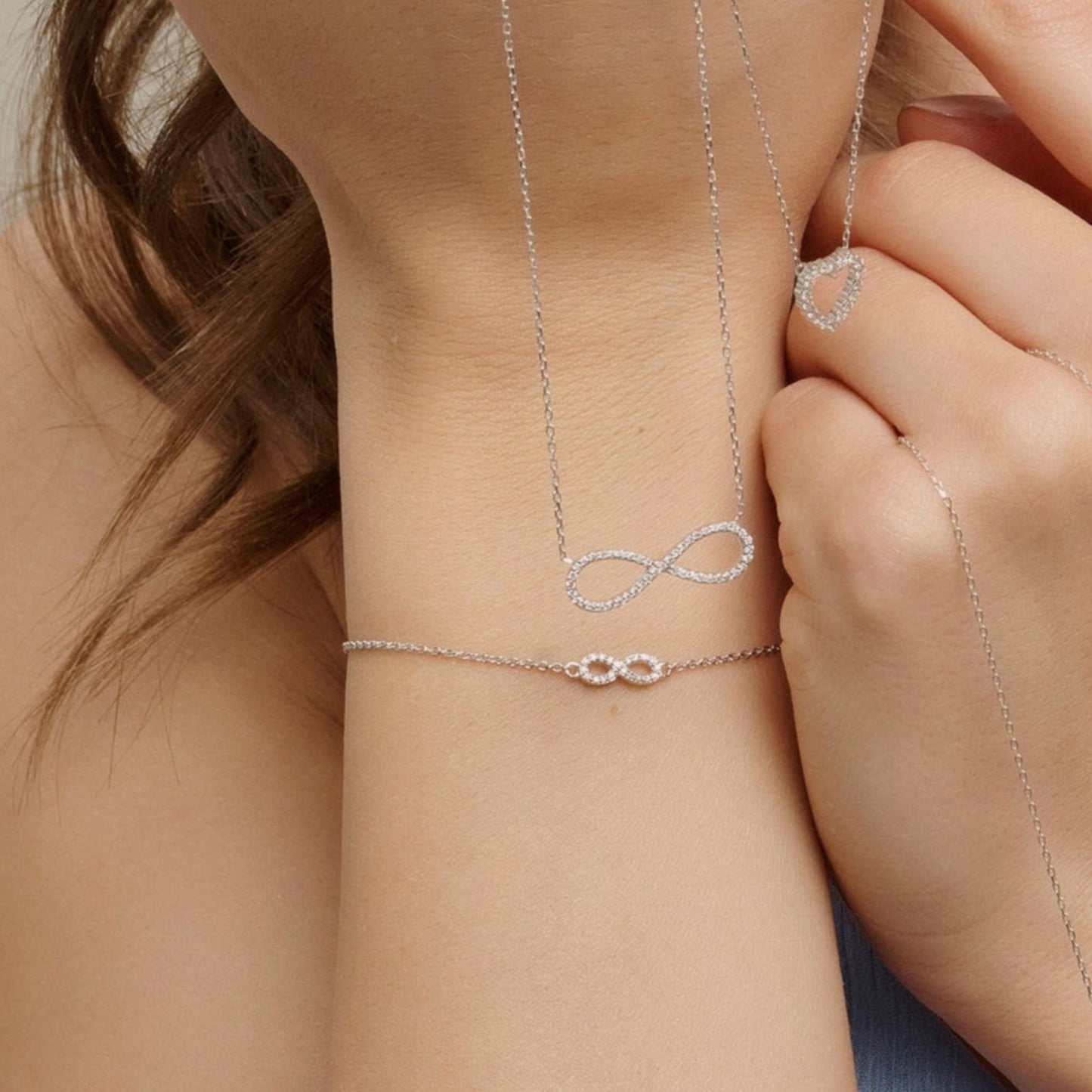 White gold diamond infinity chain