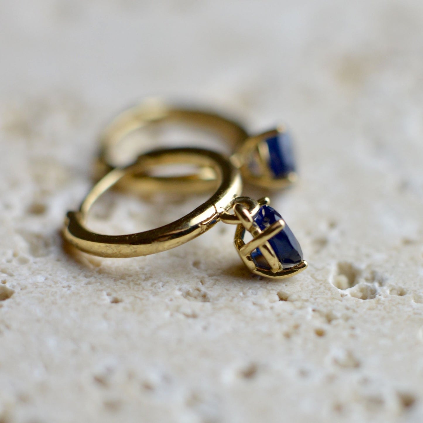 Sárga arany Zafír karika fülbevaló