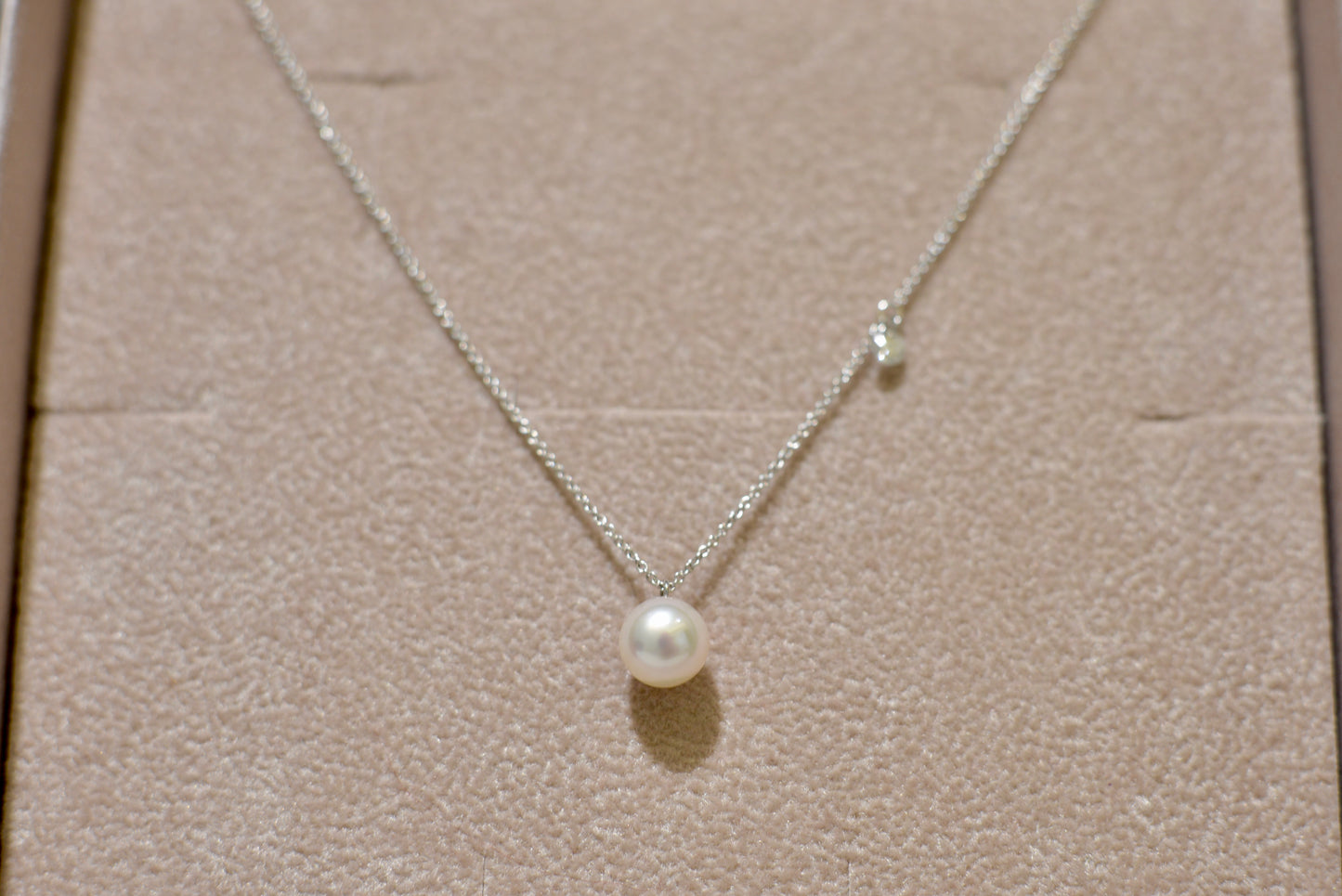 Pearl&Diamond fehér arany nyaklánc