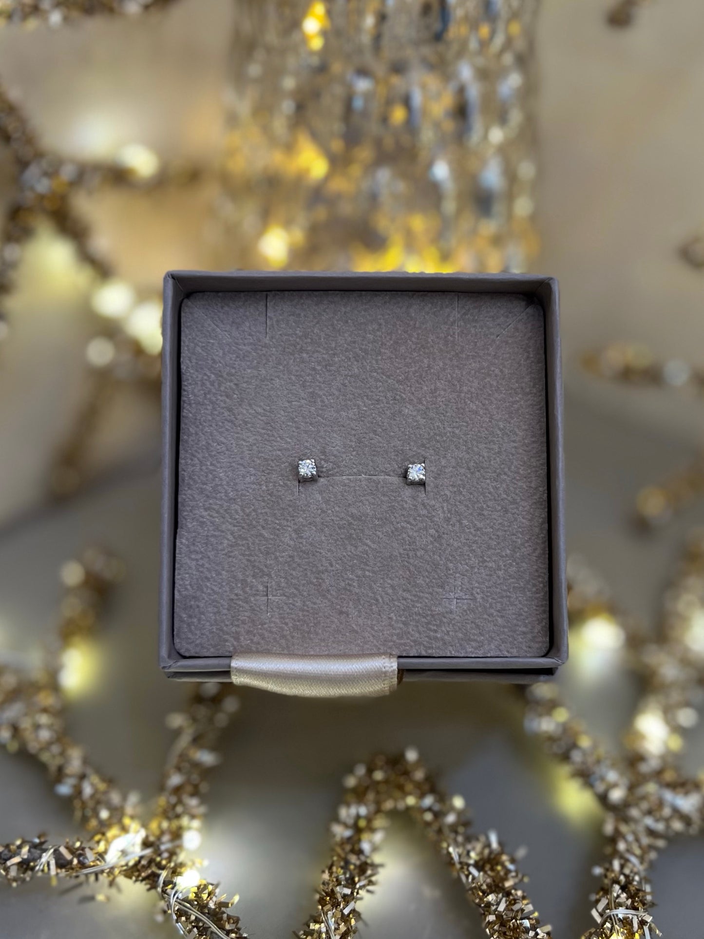 Fehér arany gyémánt fülbevaló