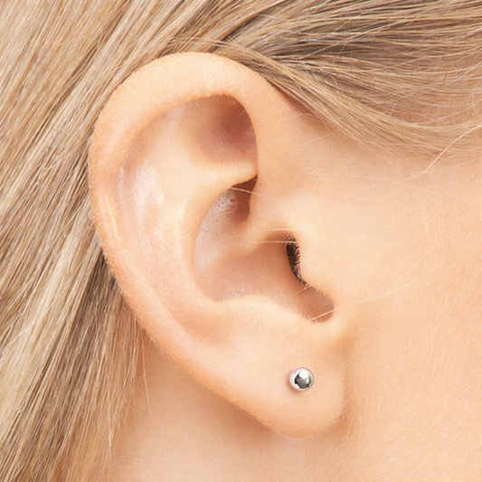 Studex gömb 9 kt fehér arany fülbevaló