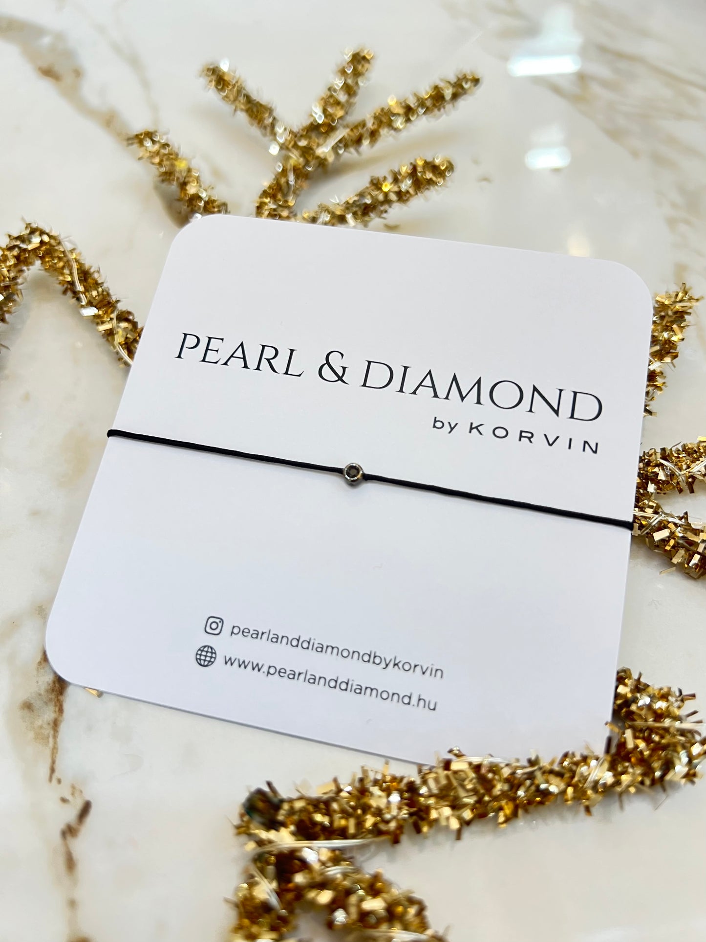 Limited kiadás La Palette Black madzag karkötő