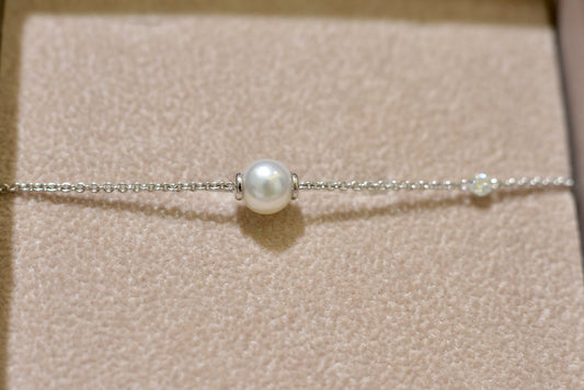 Pearl&Diamond fehér arany karkötő