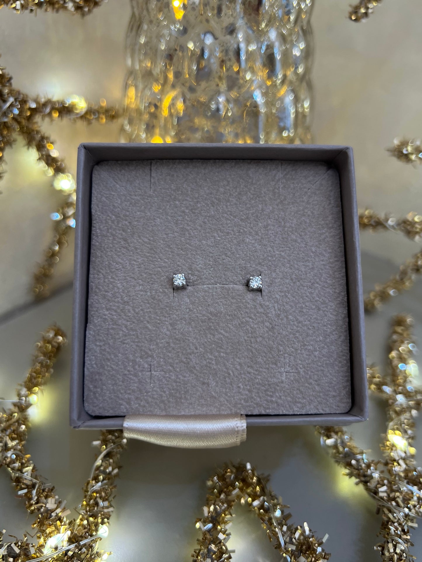 Fehér arany gyémánt fülbevaló