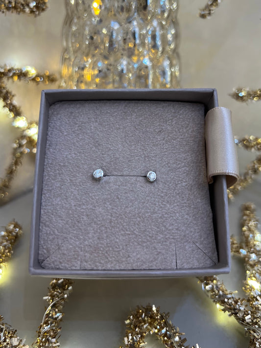 Fehér arany gyémánt fülbevaló