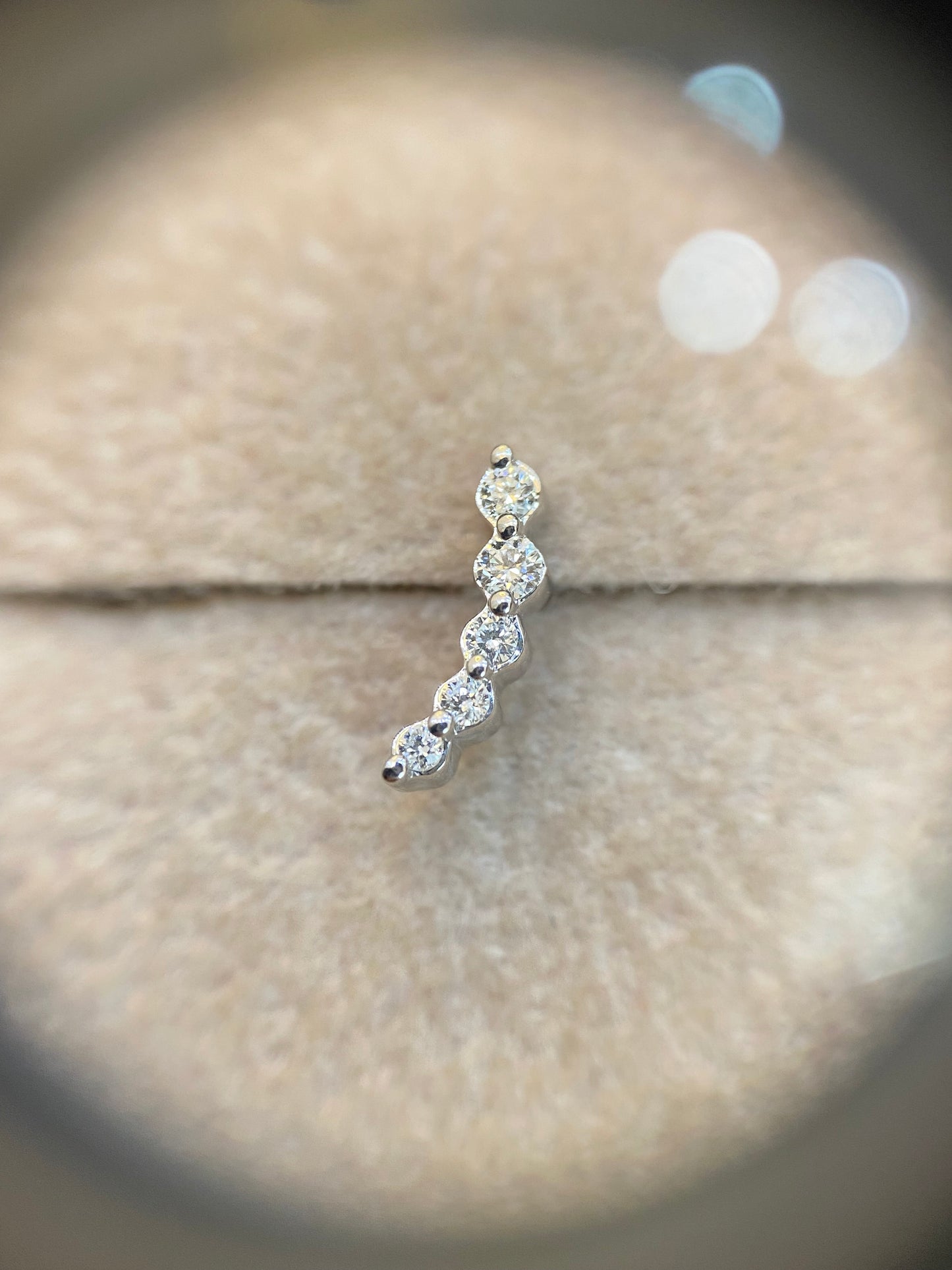 Fehér arany gyémánt fülbevaló