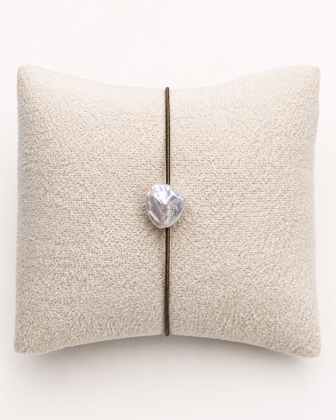 Pearl&Diamond Signiture oliva zöld karkötő