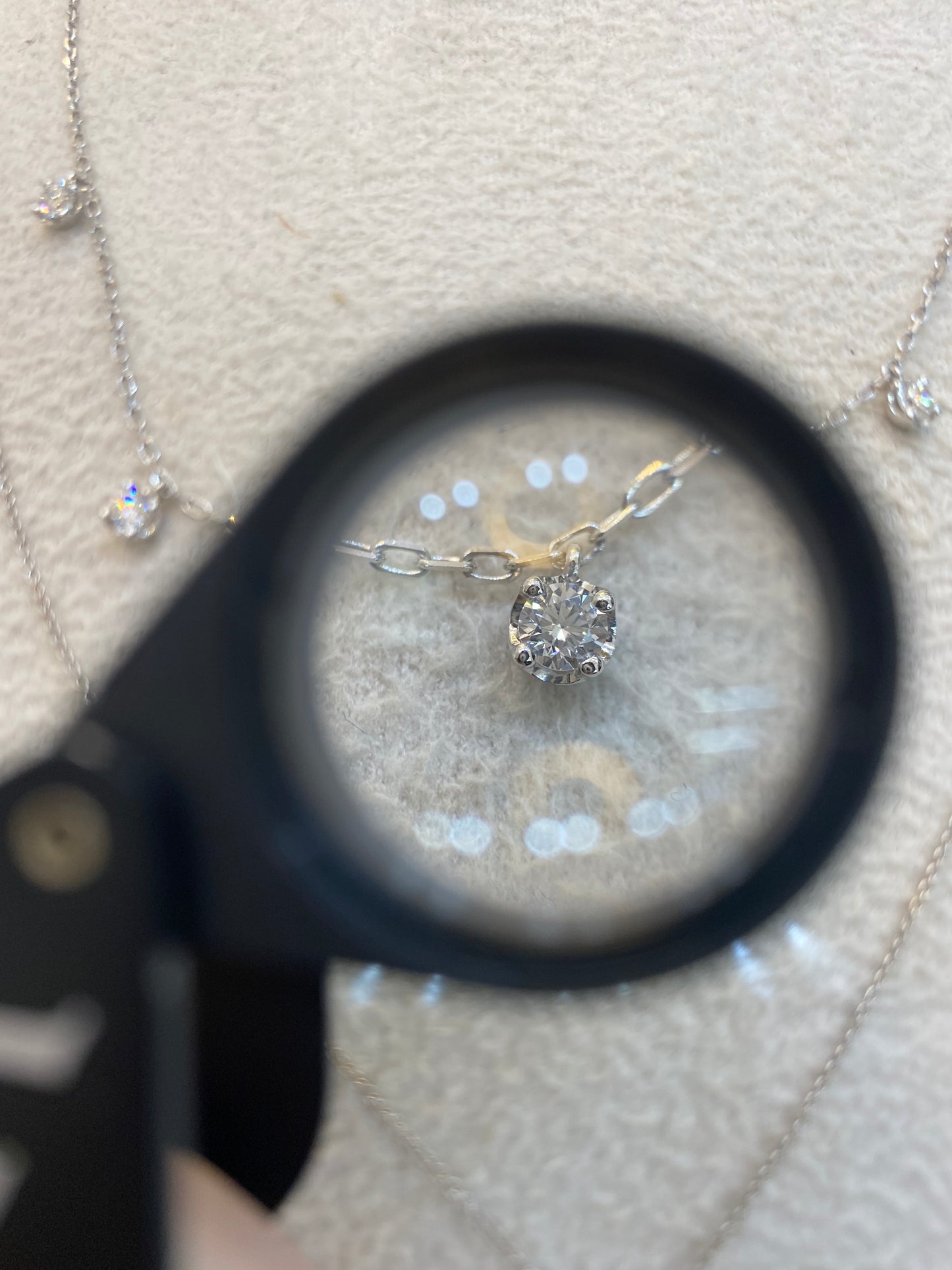 Fehér arany 5 köves gyémánt nyaklánc