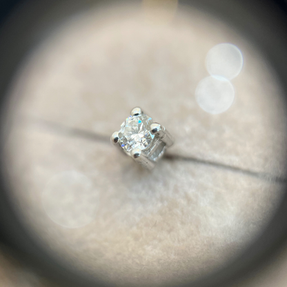 Fehér arany gyémánt fülbevaló