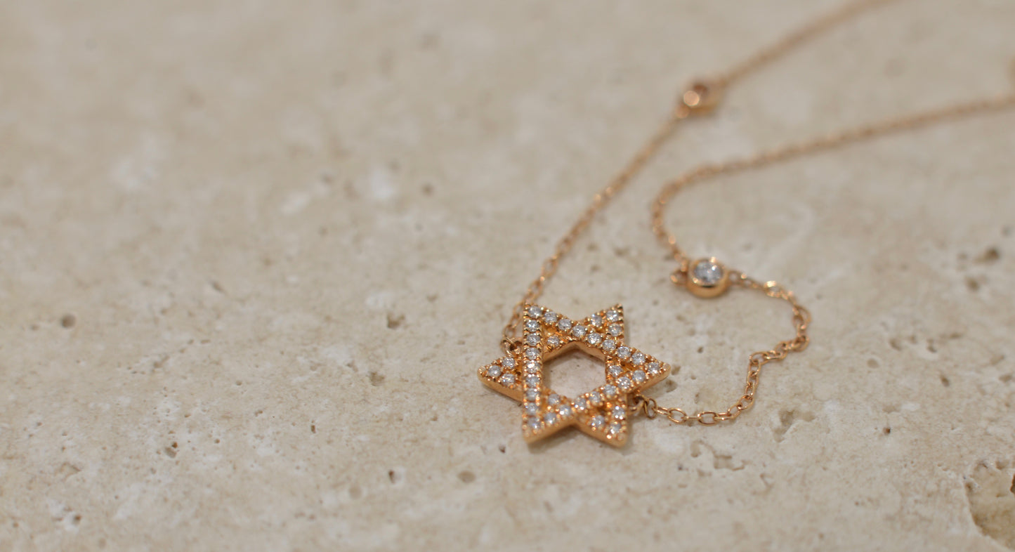 Rose gold karkötő