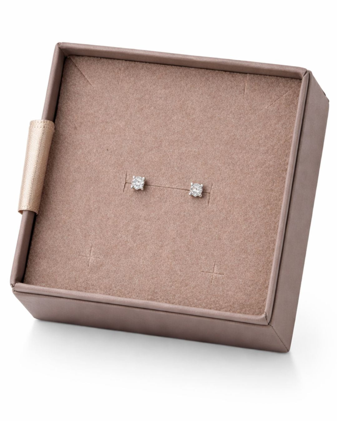 Fehér arany gyémánt fülbevaló