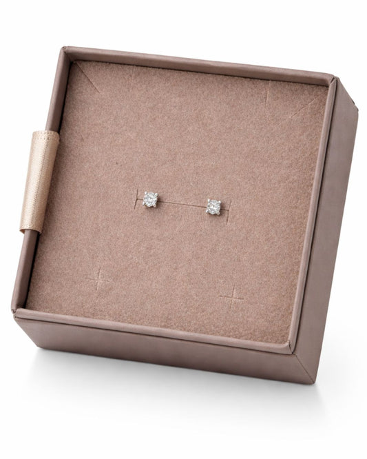 Fehér arany gyémánt fülbevaló