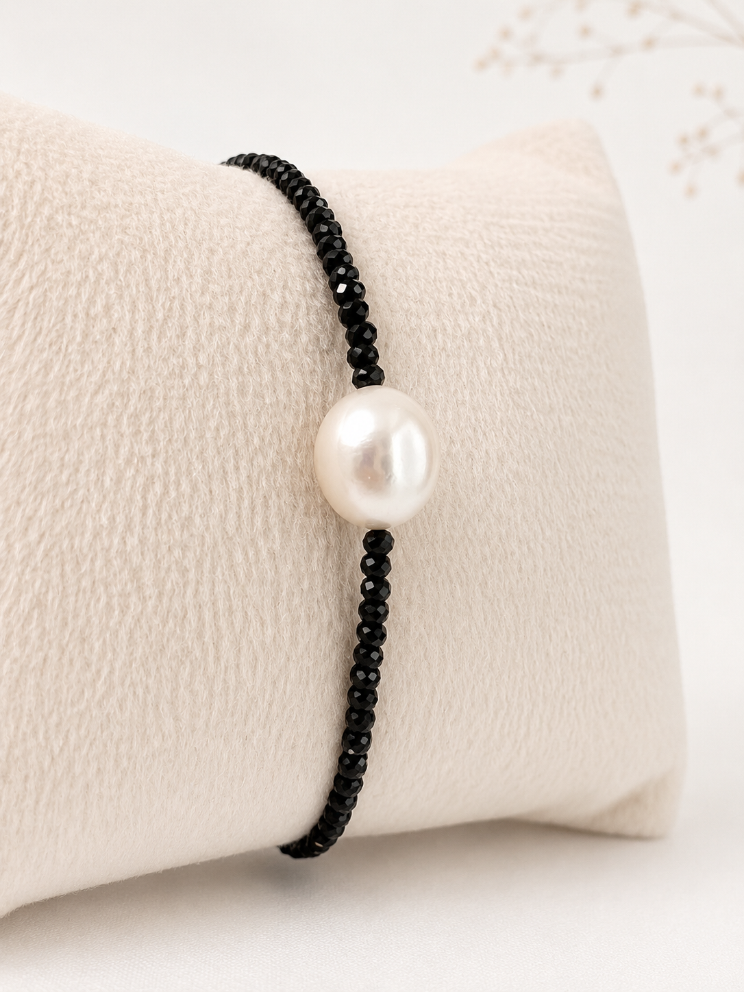 P&D EZÜST NOIR PEARL karkörkötő