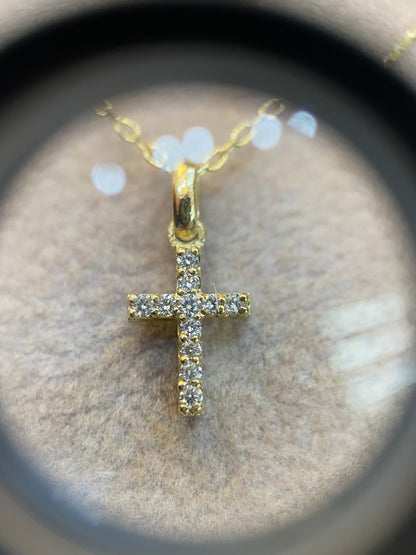 Sárga arany gyémánt kereszt lánc