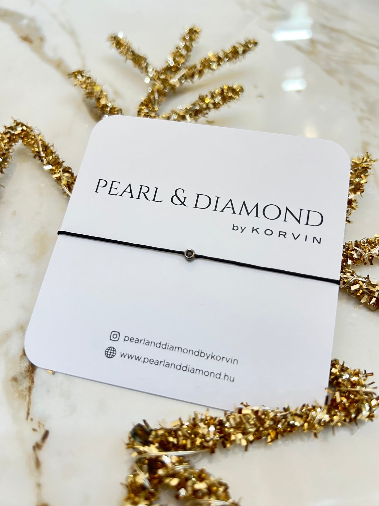 Limited kiadás La Palette Black madzag karkötő