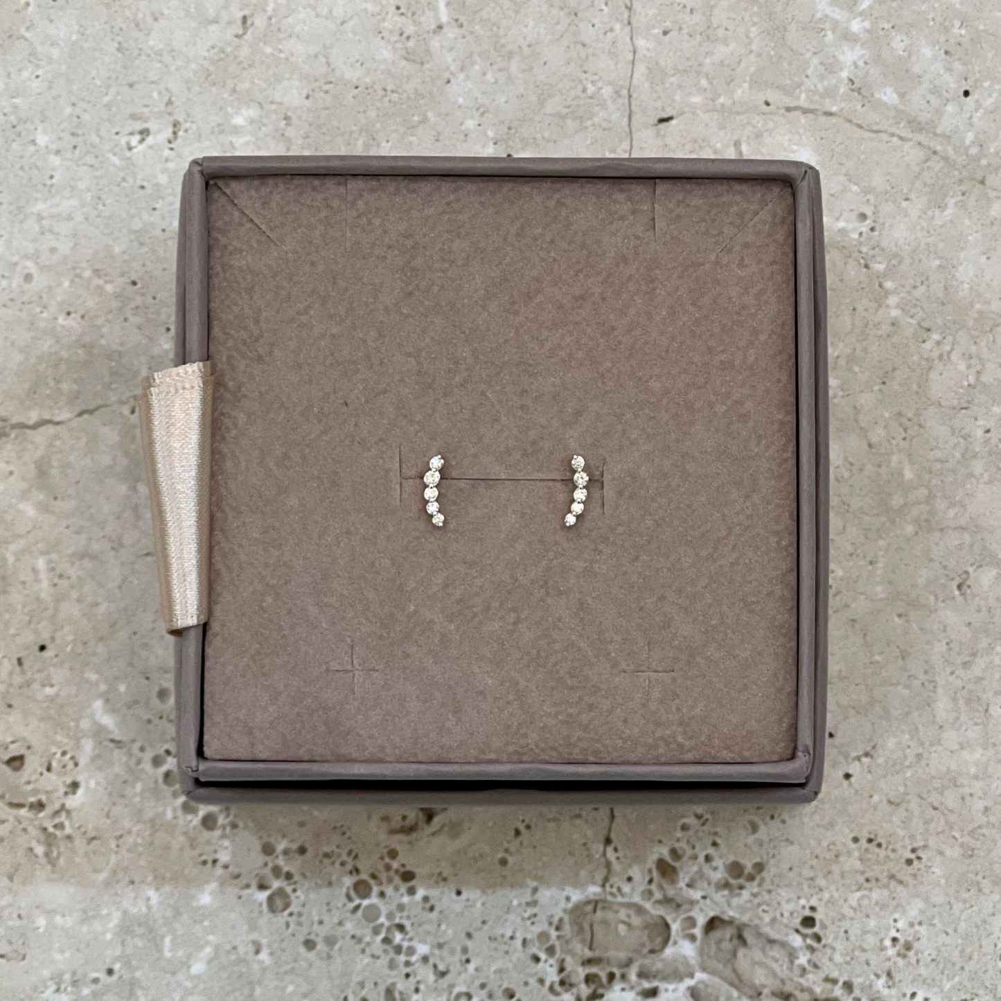 Fehér arany gyémánt fülbevaló