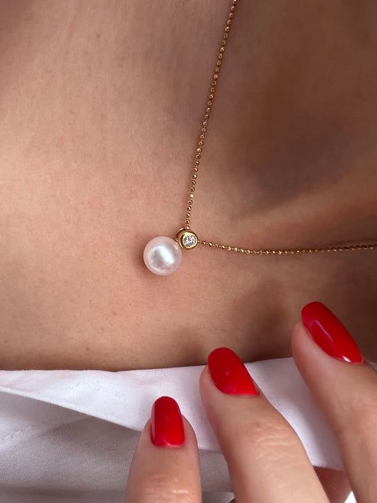 NEXXT gold necklace with akoya pearl and diamonds