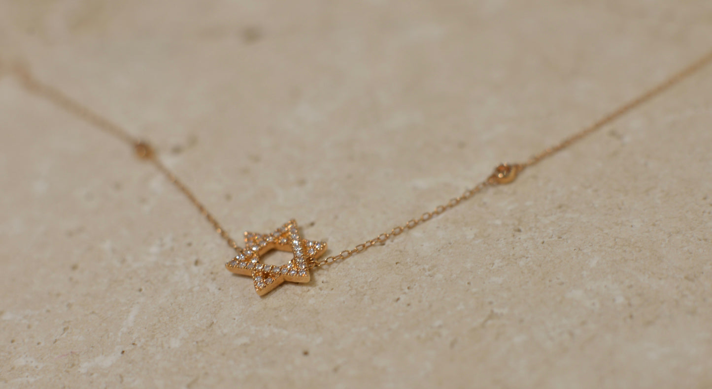 Rose gold karkötő