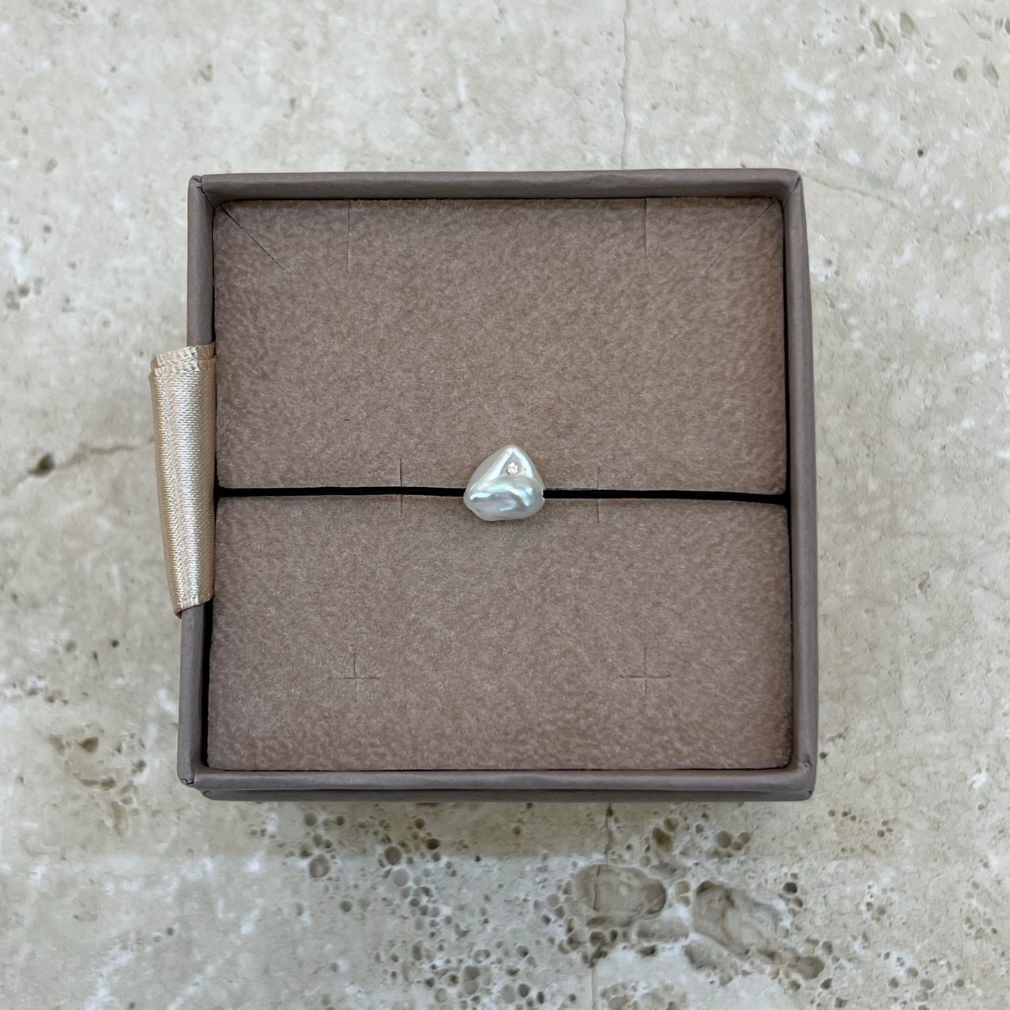 Pearl&Diamond Signiture fekete karkötő