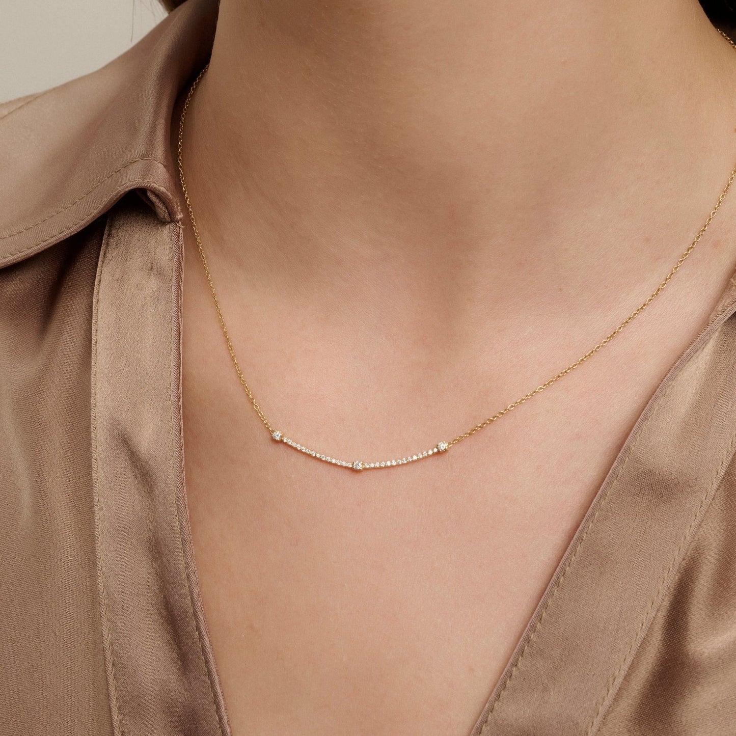 Yellow gold diamond necklace
