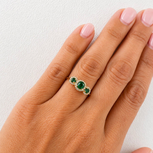 14 kt sárga arany smaragd gyűrű gyémántokkal