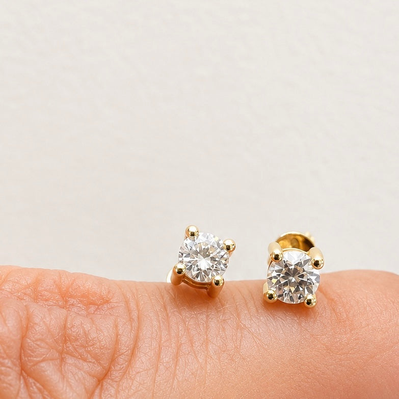 14 kt Sárga arany 0,56 ct gyémánt fülbevaló