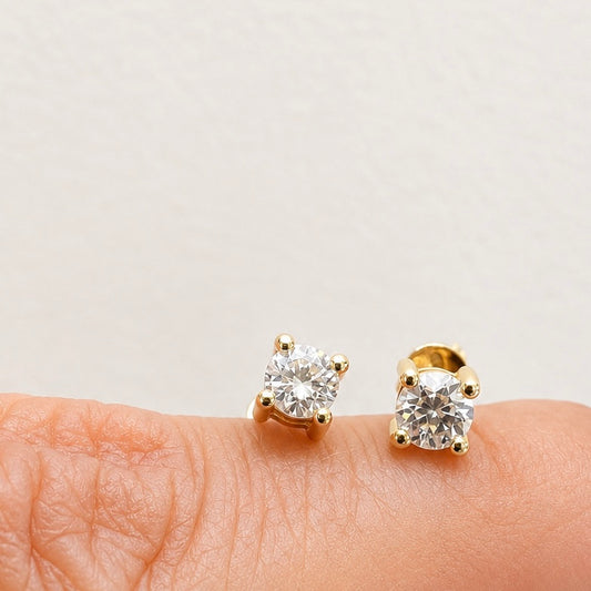 14 kt Sárga arany 0,56 ct gyémánt fülbevaló