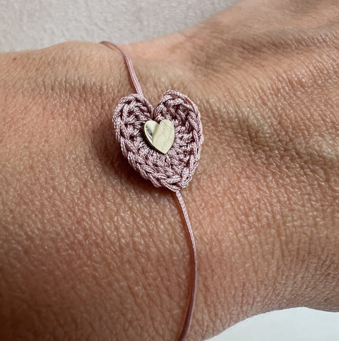 Atelier kicsi szíves karkötő Blush