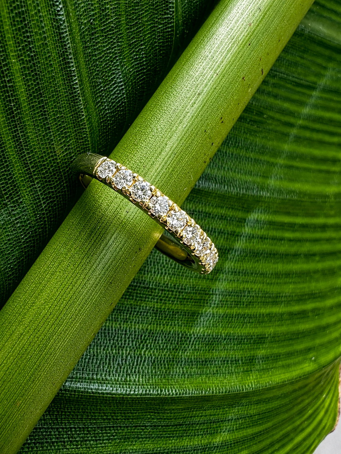 14 kt Sárga arany fél eternity gyűrű