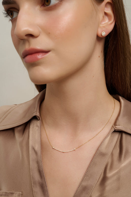 Yellow gold diamond necklace