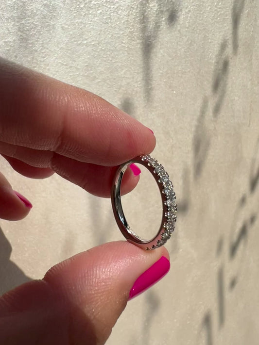 14 kt fehér arany fél eternity gyűrű